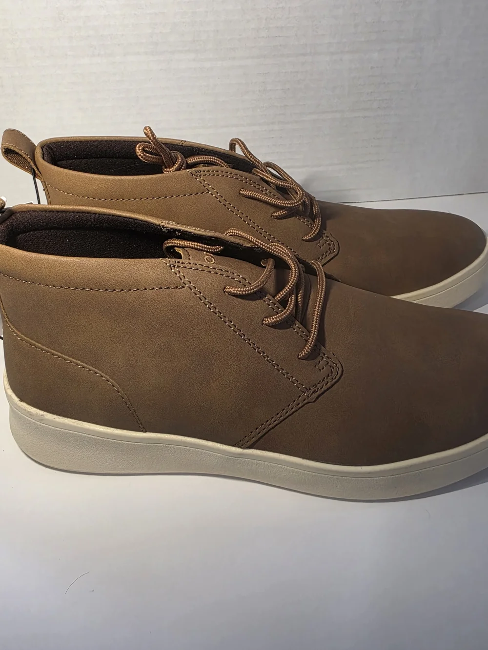 Izod Men's Chukka Boots in Tan with Cream Sole